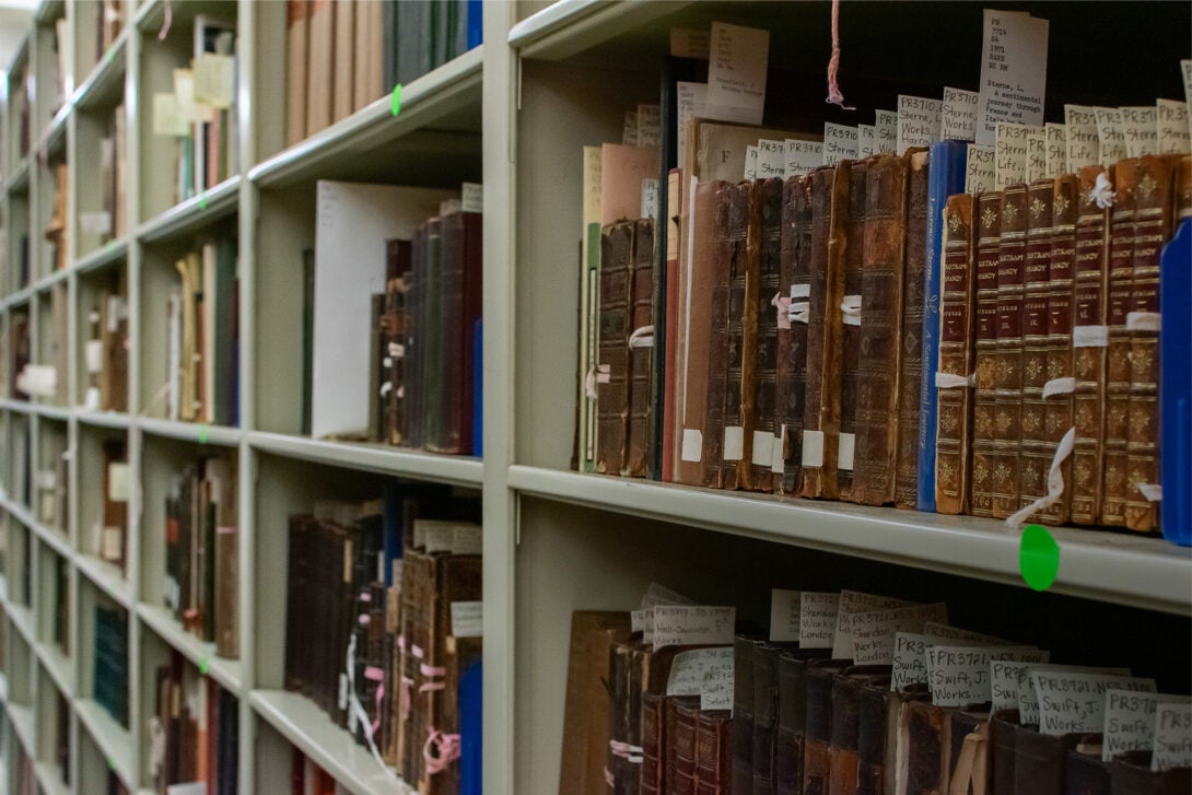 Books on a bookshelf in the UIC Library